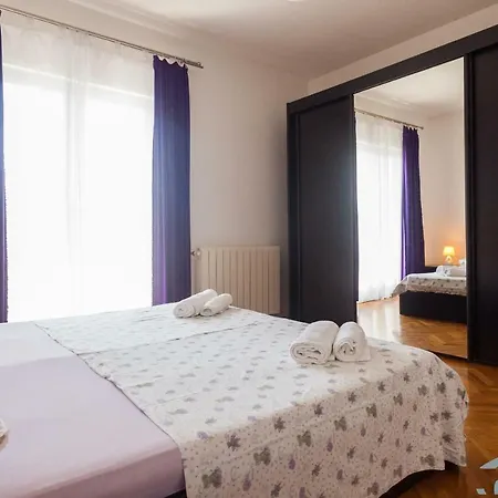 Апартаменты Spring Apartment