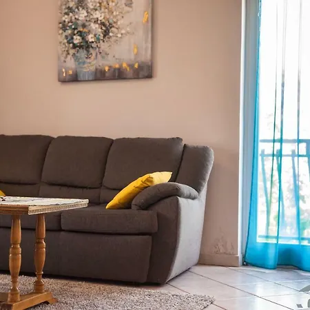 Spring Apartment Διαμέρισμα