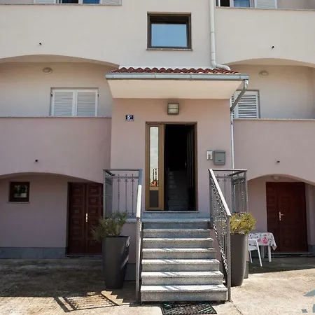 Spring Apartment * Split